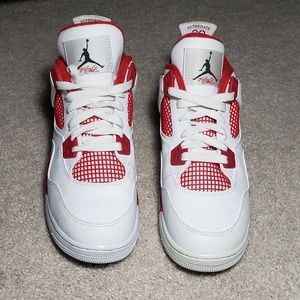 Jordan 4s